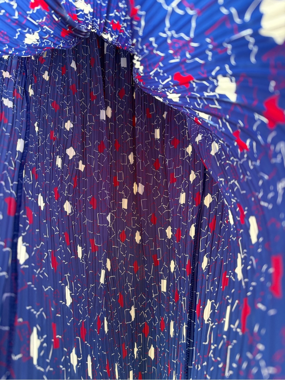 Country Sophisticates by Pendleton Blue Pleated Midi Skirt with Geometric Print - Picture 5 of 8